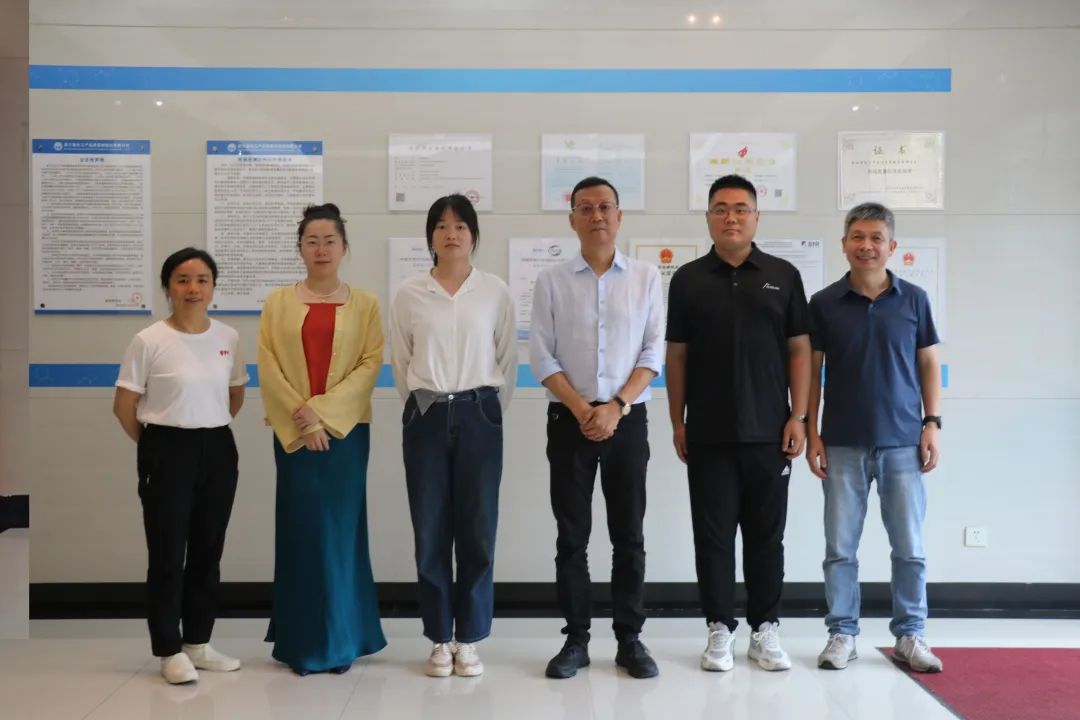 新聞簡訊丨匠心傳幫帶 新羽振長風(fēng)